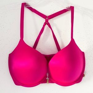 Victoria's Secret Intimates & Sleepwear - Victoria’s Secret very sexy push-up crisscross bra Victoria's Secret Intimates & Sleepwear - Victoria’s Secret very sexy push-up crisscross bra